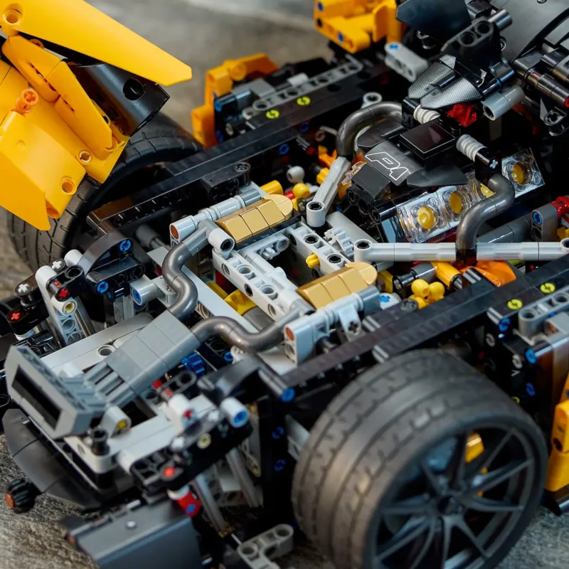 LEGO Technic -McLaren P1™ – Image 2