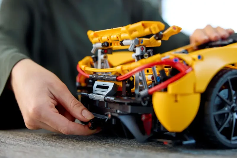 LEGO Technic -McLaren P1™ – Image 4