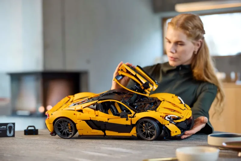 LEGO Technic -McLaren P1™ – Image 5